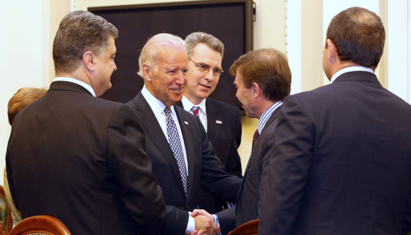 Joe Biden with Ukraine Diplomats
